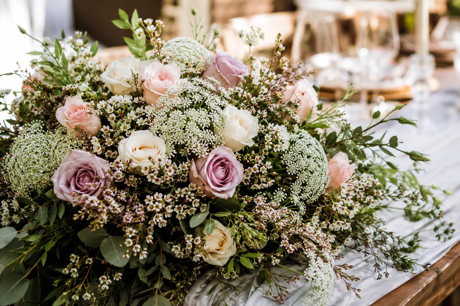 Beautiful filler flowers for weddings, a great baby's breath alternative